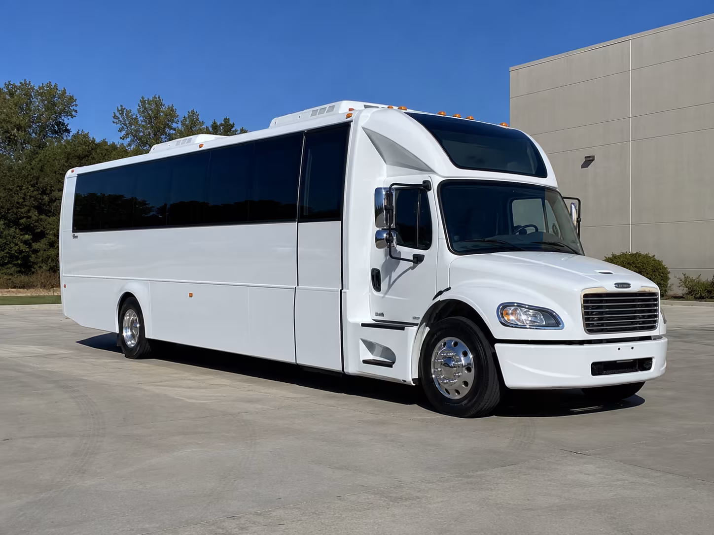 broken arrow 28 passenger party bus