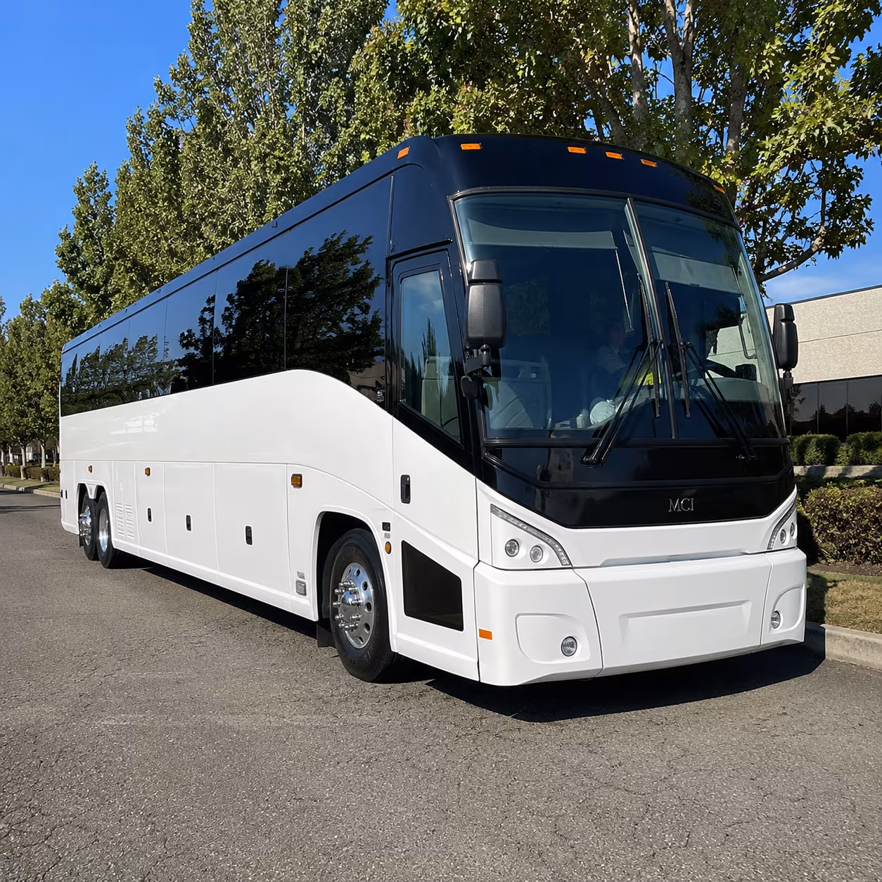 broken arrow 50 passenger charter bus