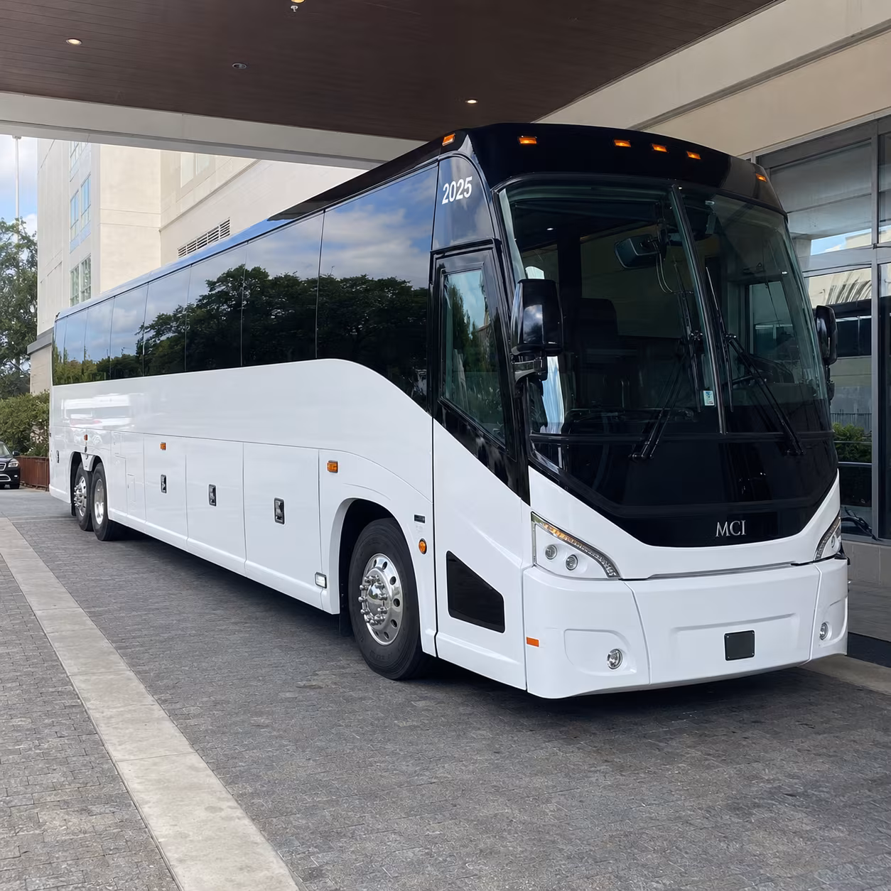 broken arrow 54 passenger charter bus