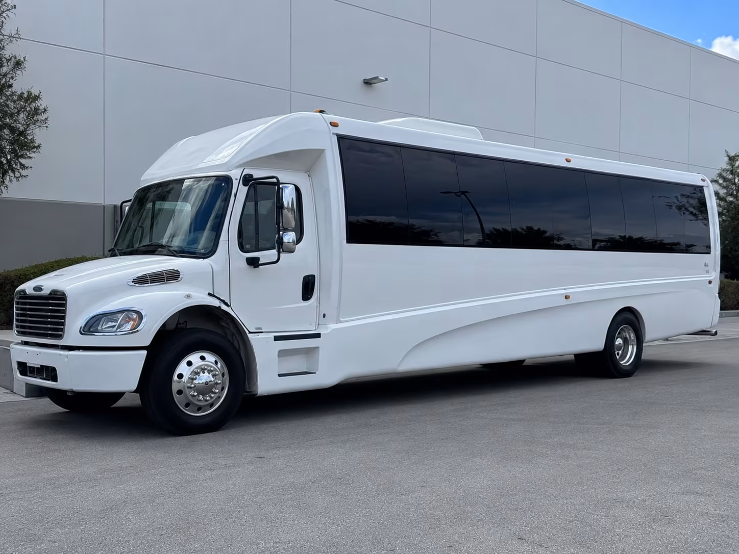 broken arrow prom party bus rental