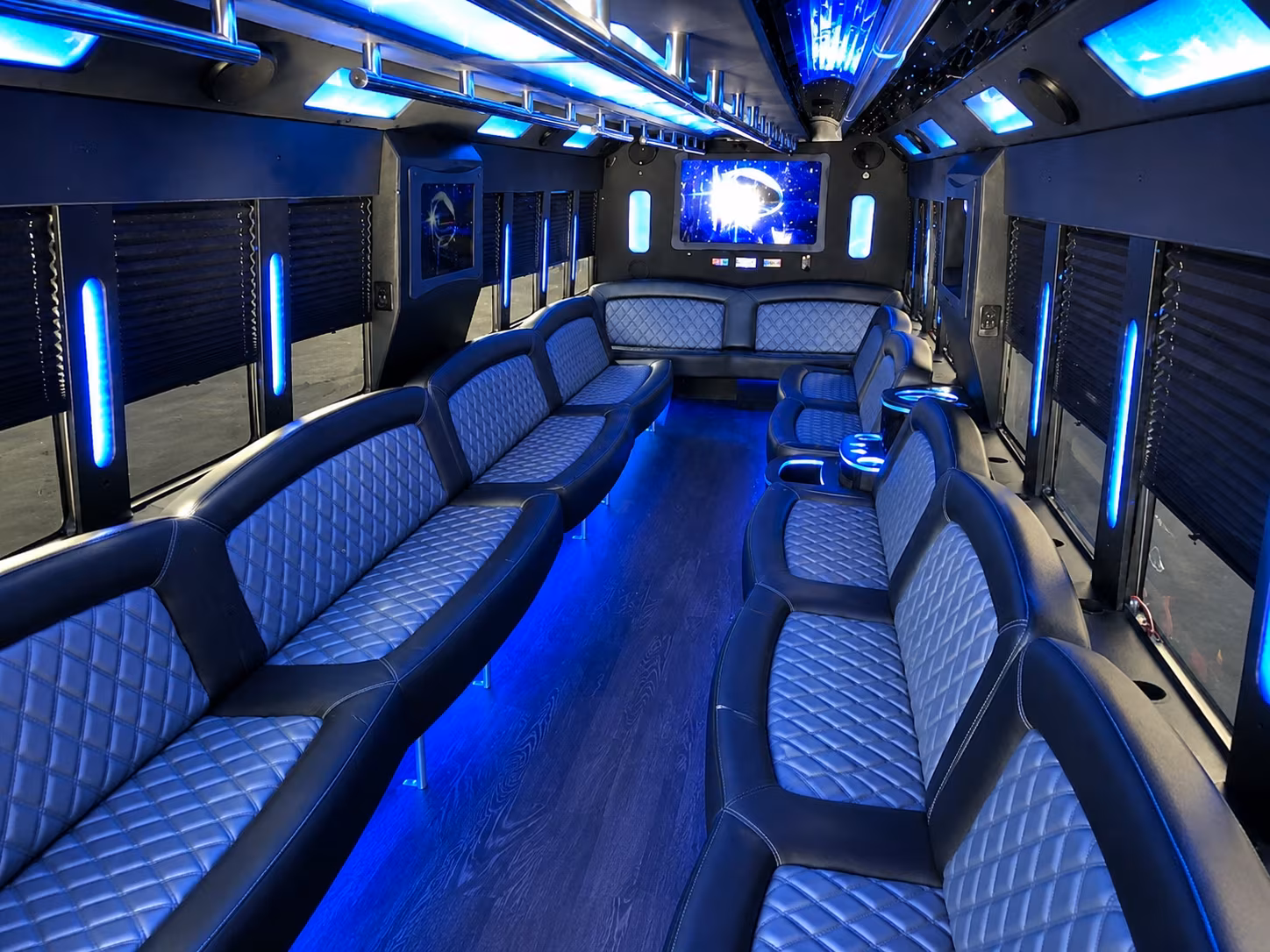 bus rentals for large concert groups heading out of broken arrow