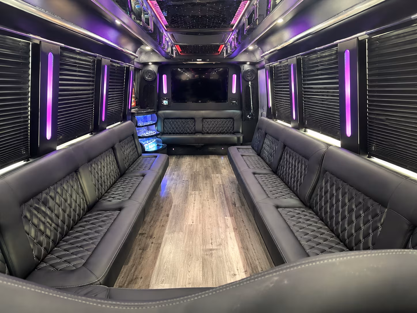 party buses for wine tour groups heading out of broken arrow