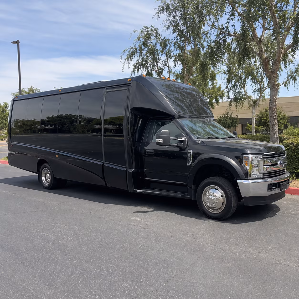 prom and homecoming party buses for broken arrow schools