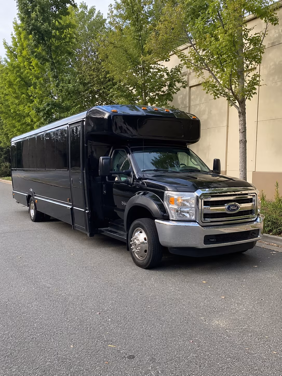 sweet 16 and quinceanera party buses in broken arrow oklahoma